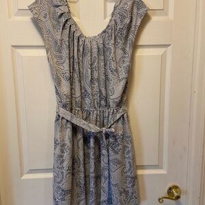 Elegant Gray Paisley Dress